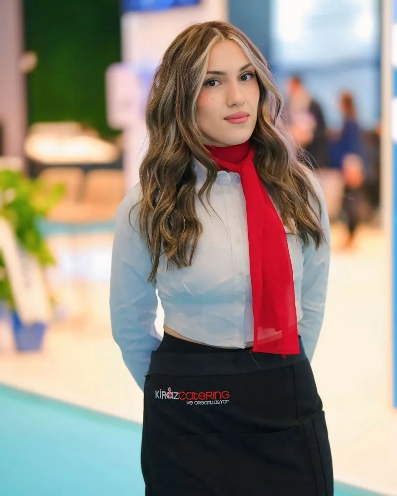 FUAR SERVİS HOSTESİ NEDİR ?